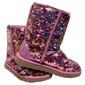 WMNS UGG CLASSIC SHORT SEQUIN S/N 1094982 ROSE GOLD PINK SIZE 8